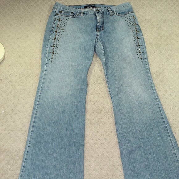 Vintage Karen Kane Size 32x32 Mid-Rise Light Wash Studded Bootcut Blue Jeans - Picture 1 of 8